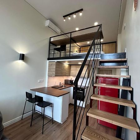 Stylish&Cozy Loft Zuvedra Near City Center فيلنيوس المظهر الخارجي الصورة