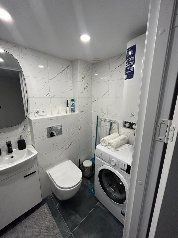 Stylish&Cozy Loft Zuvedra Near City Center فيلنيوس المظهر الخارجي الصورة