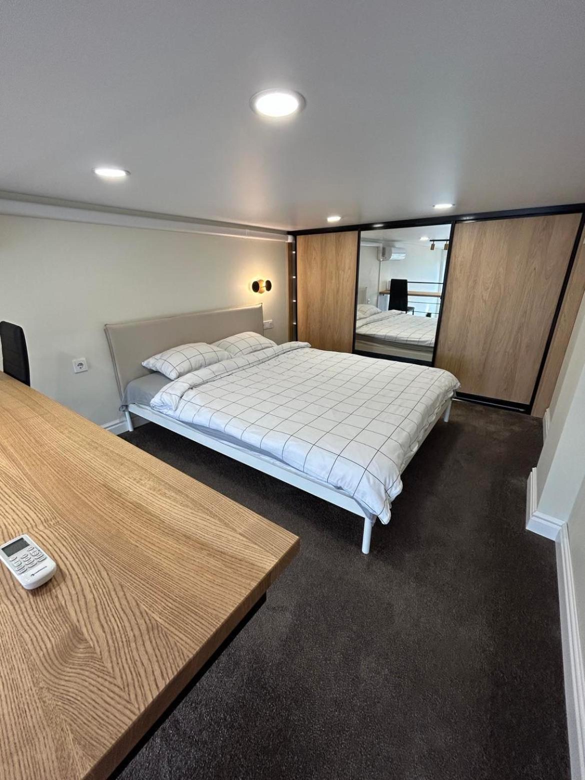 Stylish&Cozy Loft Zuvedra Near City Center فيلنيوس المظهر الخارجي الصورة